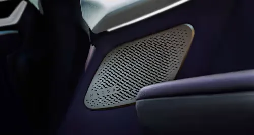 Mazda CX-6e belső hangszórók audiorendszer