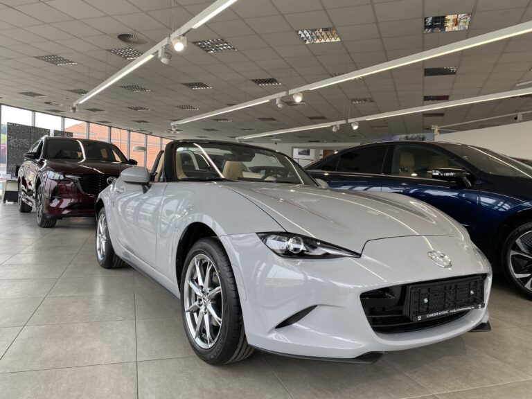Mazda MX-5 1.5L RWD MT Kazari Aero Grey